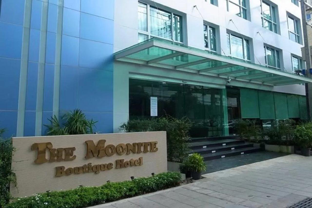 The Moonite Boutique Hotel Bangkok Exterior foto